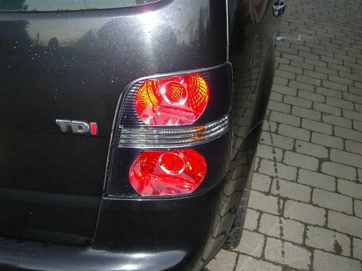 VW Touran TDI - "Cross Touran" baglygter billede 2