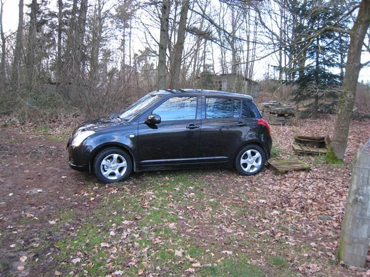 Suzuki Swift GLS billede 12