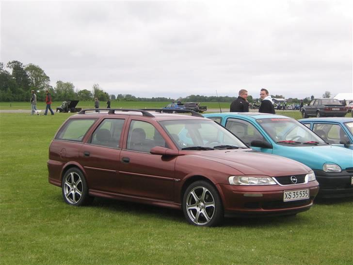 Opel vectra st. - far`s dyt (-; billede 1