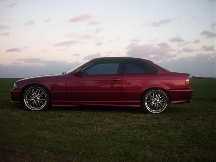 BMW 320i E36 Coupé +DØD+ - Flot Form :D billede 2