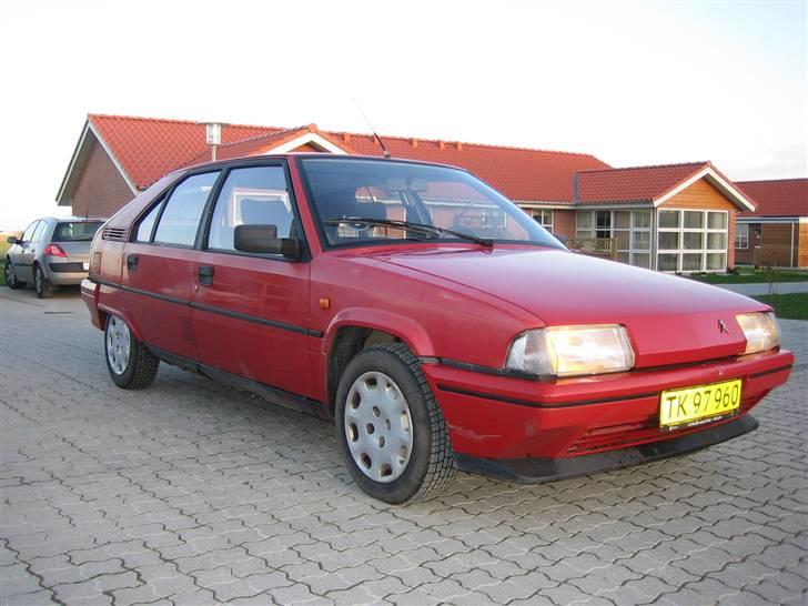 Citroën BX 1.9 TGD Van - En bette polering er på vej billede 3