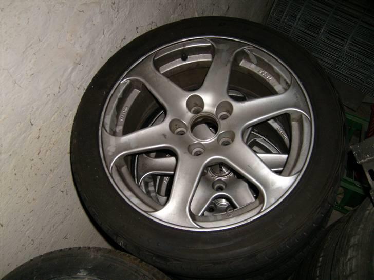 Opel vectra b  SOLGT - sommer hjulene der nok bliver skiftet ud inden det er tid til dem igen. billede 6