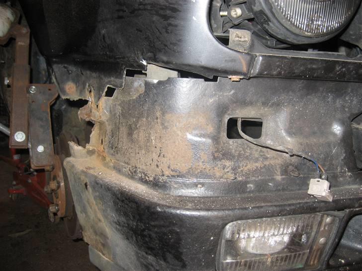 BMW E30 Touring stjålet billede 10