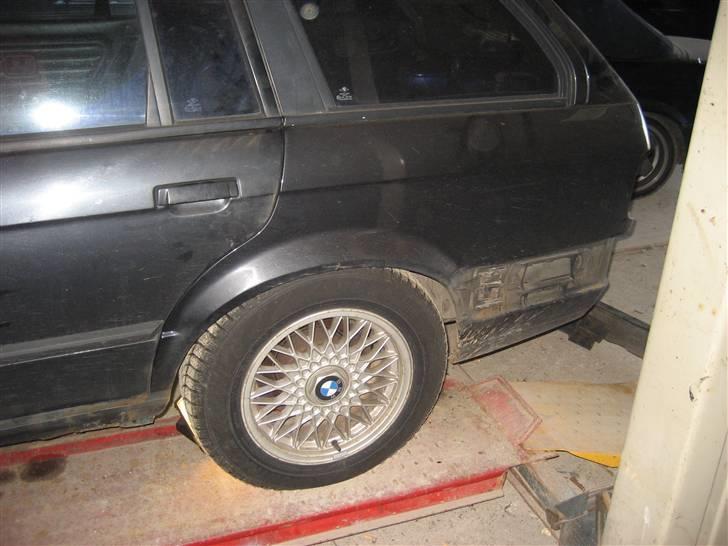 BMW E30 Touring stjålet billede 14