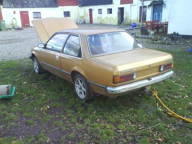 Opel rekord e renovering  billede 12