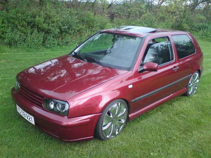 {{currentPhoto.altText}} billede {{currentPhoto.number}}