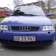 Audi A3 Ambiente Total Skadet(
