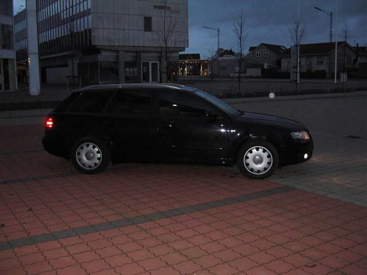Audi A4 Avant 1,9 TDI *SOLGT* billede 10