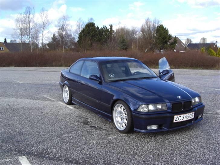 BMW 325i coupe billede 12