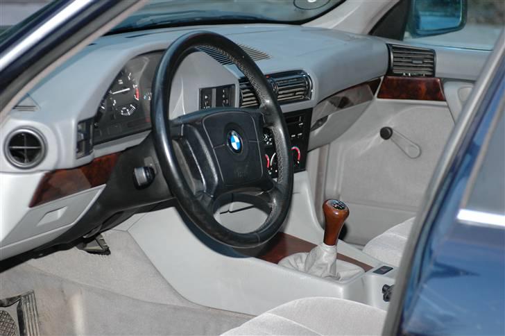 BMW 518i Executive SOLGT billede 2