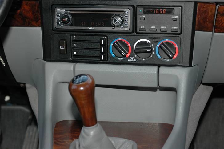 BMW 518i Executive SOLGT billede 6