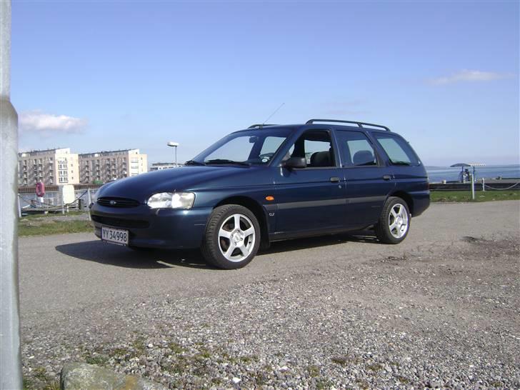 Ford Escort (SOLGT) billede 1