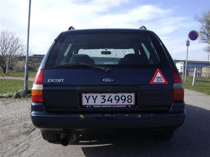 Ford Escort (SOLGT) billede 5