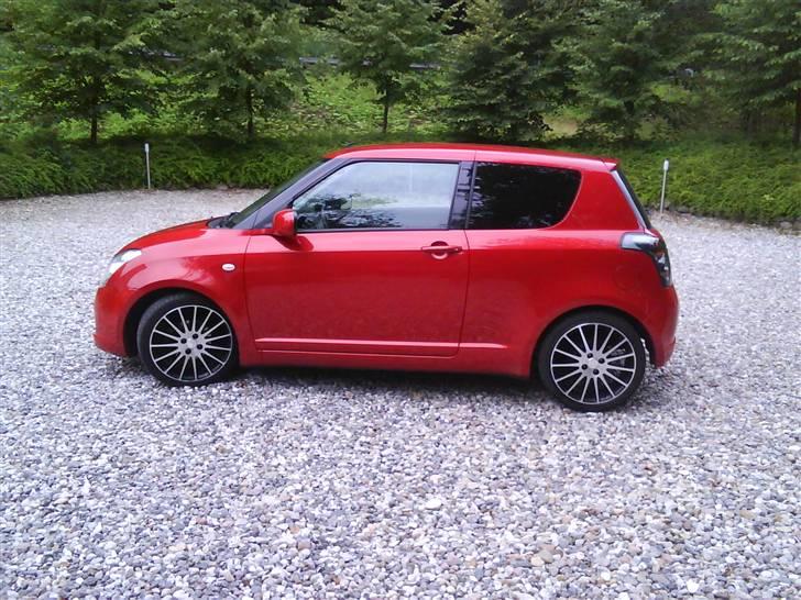 Suzuki swift 1.5 GL-A (Solgt) billede 1