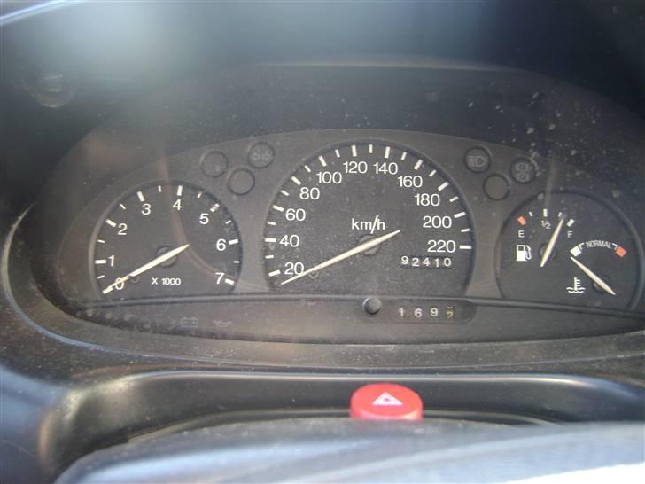 Ford Escort (SOLGT) billede 8