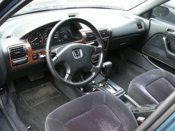 Honda Accord 2.2 EXRi. (Solgt) - Her sidder man godt :o) billede 14