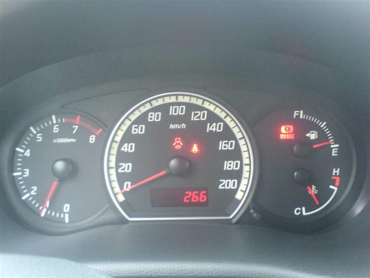 Suzuki swift 1.5 GL-A (Solgt) billede 4