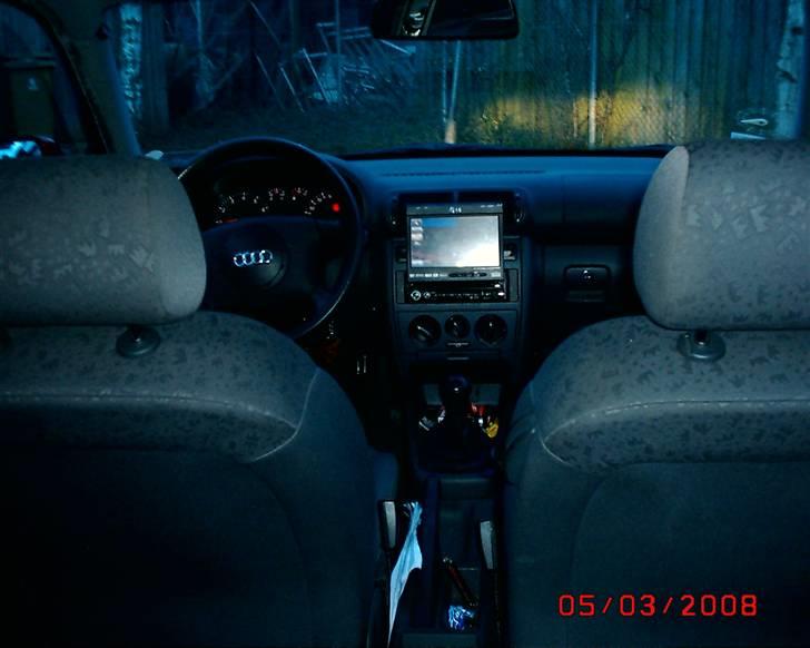 Audi A3 1.8T BILEN ER NU SOLGT - kabinen billede 2