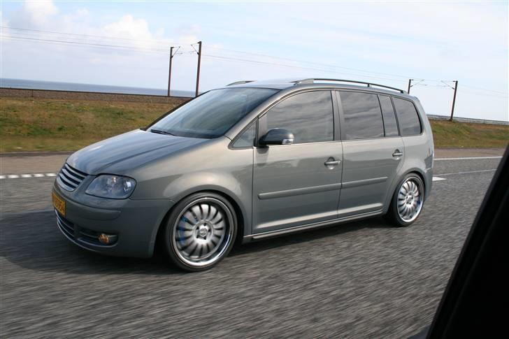 VW Touran #SOLGT# billede 1