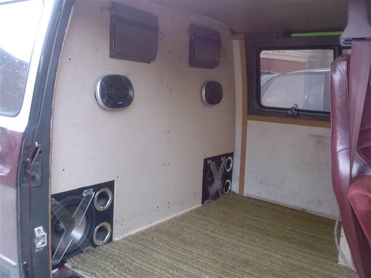 Chevrolet G20 chevy van solgt :'( billede 5