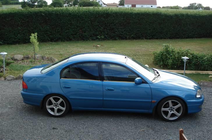 Toyota avensis billede 1