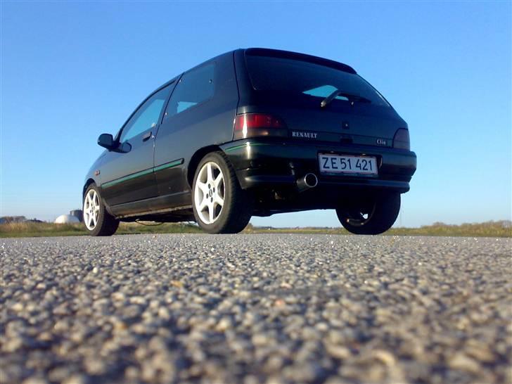 Renault Clio 1,4S #Skrottet# billede 1