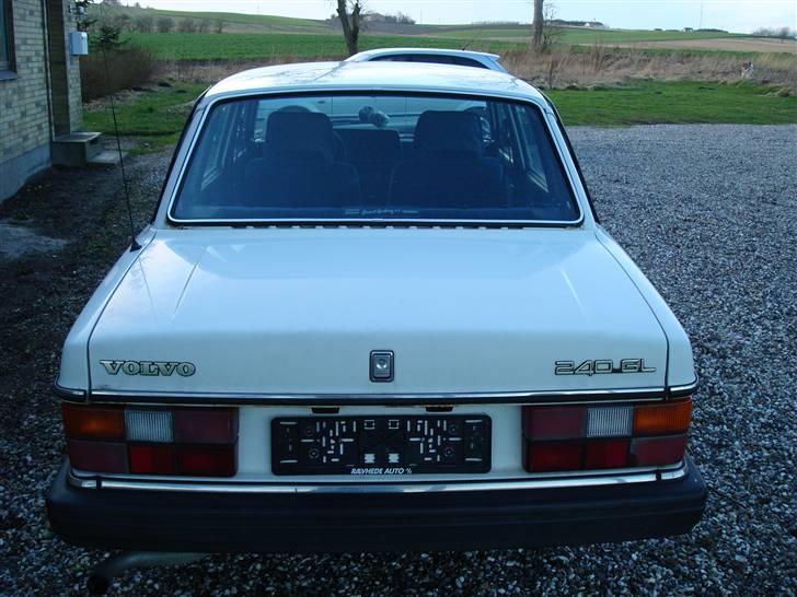 Volvo 240 GL ( Solgt ) billede 4