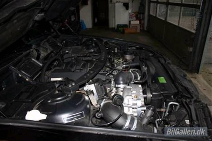 BMW 740I V8 kompressor billede 8