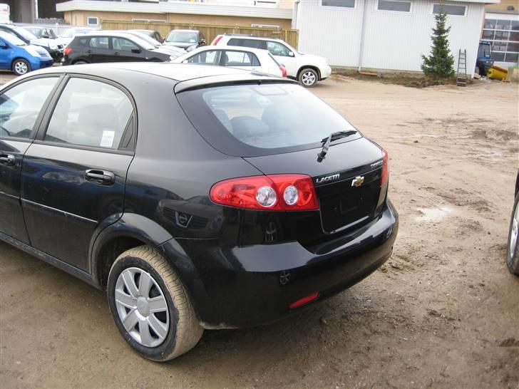 Chevrolet Lacetti 1,6i *SOLGT*  - Bilen inden den blev "gejlet". Der er sku sket en del! billede 15