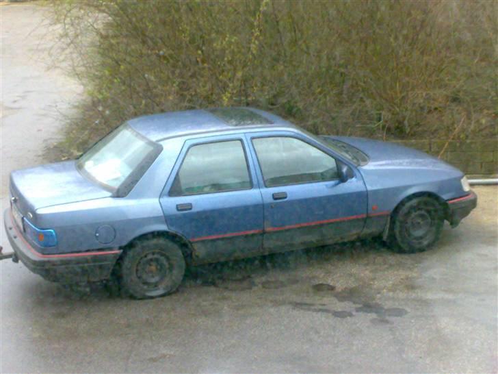 Ford sierra  solgt billede 2