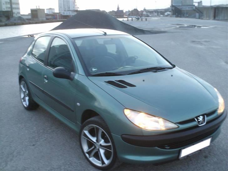 Peugeot 206 billede 2