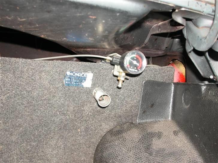 Mercedes Benz W123 240D  **1.200.000 km - Eftermonteret niveuregulering (luft) http://www.wachsberg.dk/forum/forum_posts.asp?TID=467&PN=1 billede 16