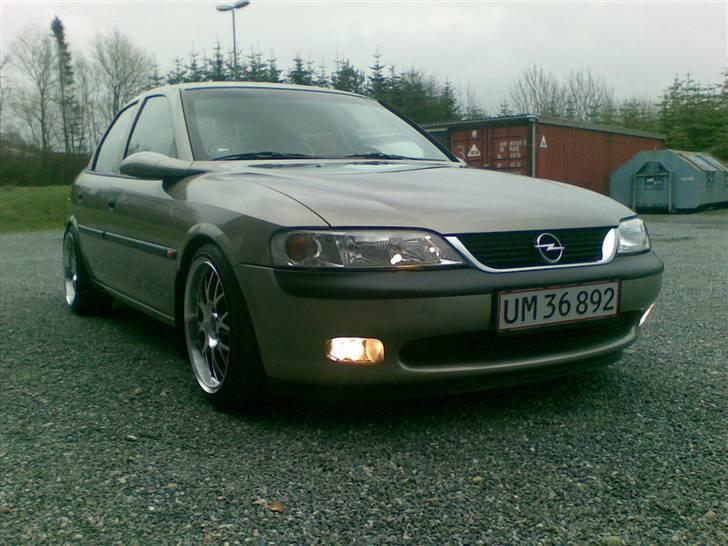 Opel vectra b 1,8 16v solgt! billede 8