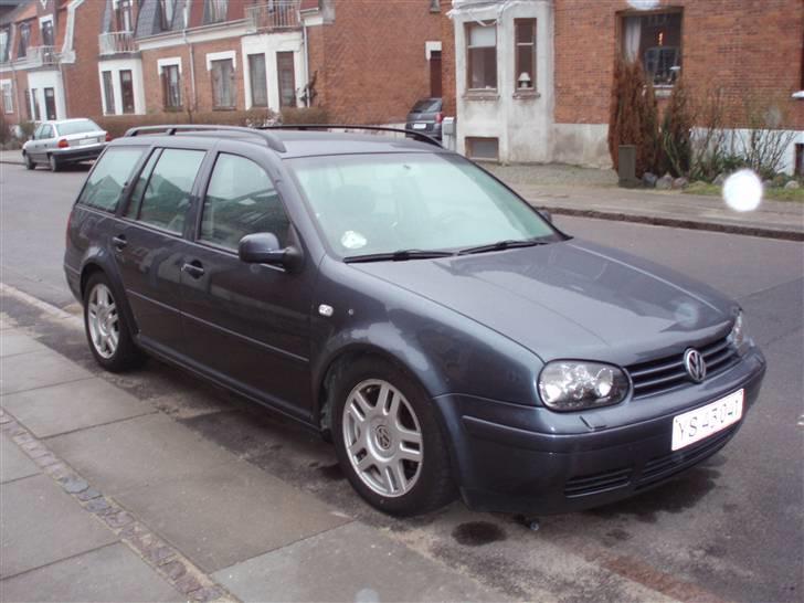 VW Golf 4 TDI HIGHLINE SOLGT billede 1