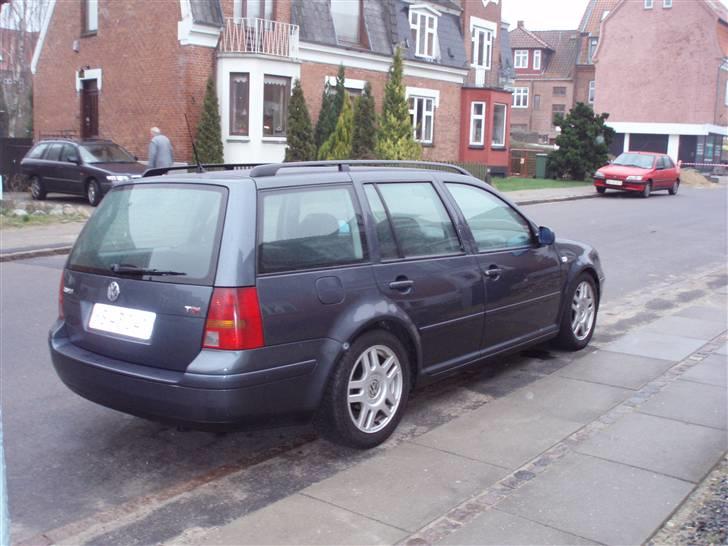 VW Golf 4 TDI HIGHLINE SOLGT billede 3