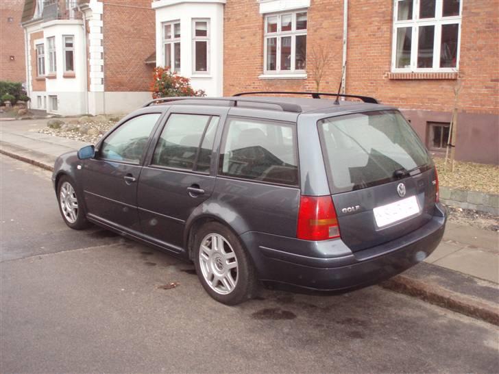 VW Golf 4 TDI HIGHLINE SOLGT billede 4