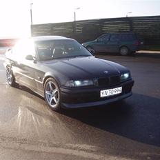 BMW 318is Coupé Solgt