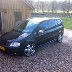 VW TOURAN