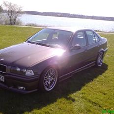 BMW 325I *** Solgt ***