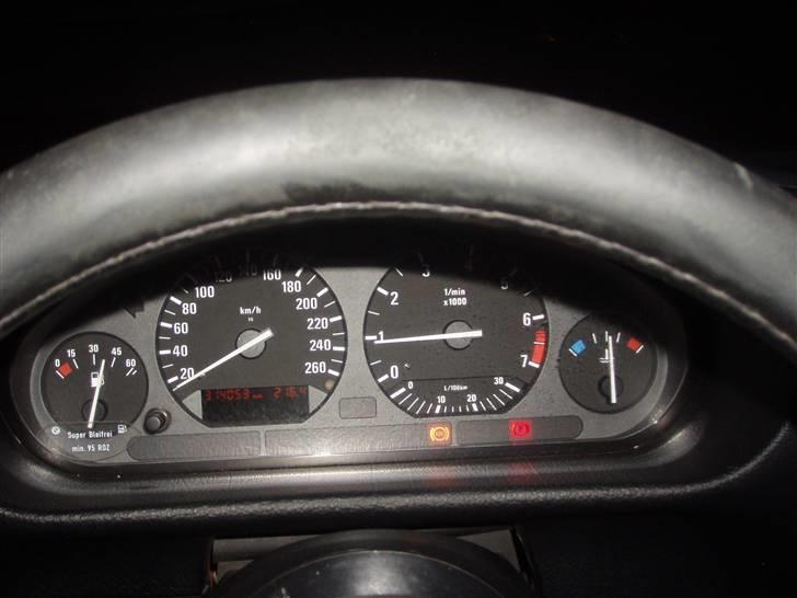 BMW 318is Coupé Solgt billede 10