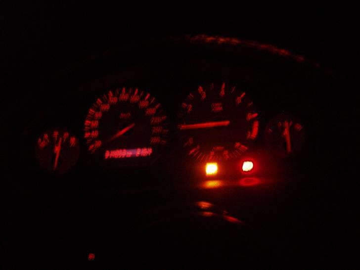 BMW 318is Coupé Solgt billede 11