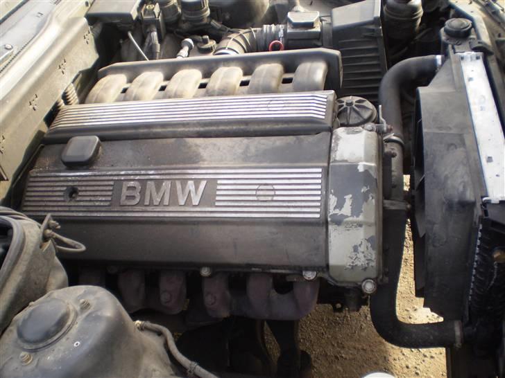 BMW 525 i (Solgt) billede 13