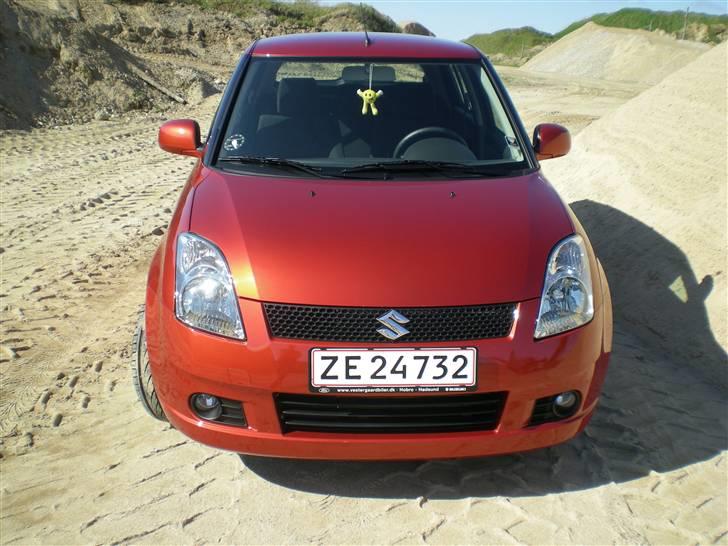 Suzuki swift 1,5 GLX SMADRET billede 12