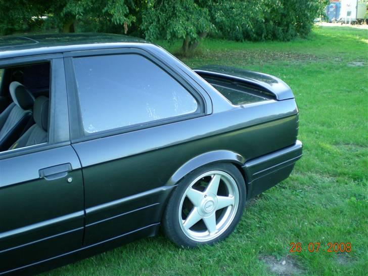 BMW e30 325i m-tech2 - solgt billede 8