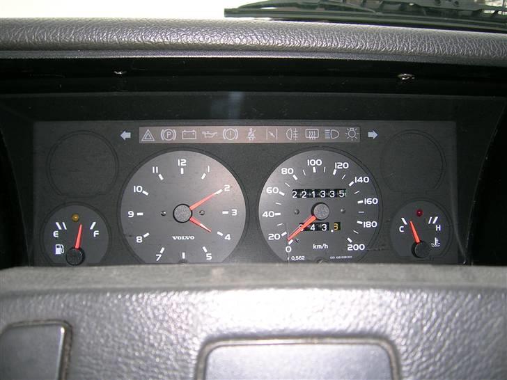 Volvo 340 DL billede 2