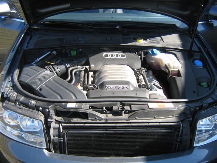 Audi A4 3.0 Tript. til salg billede 10