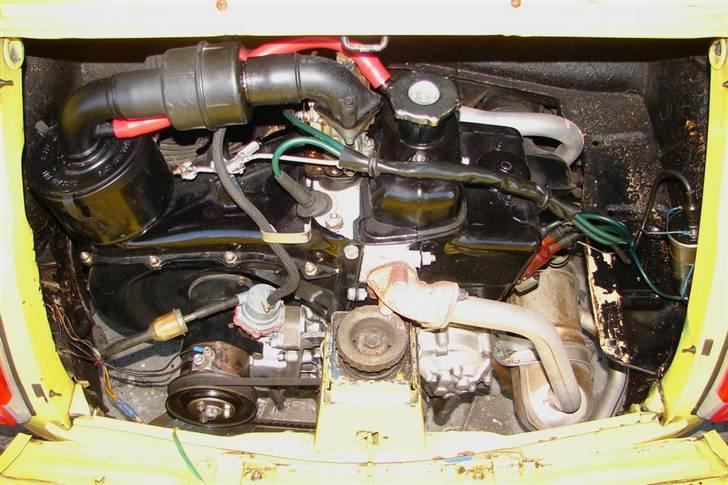 Fiat 500 - Den nyrenoverede motor.. Den spinder bare. billede 2