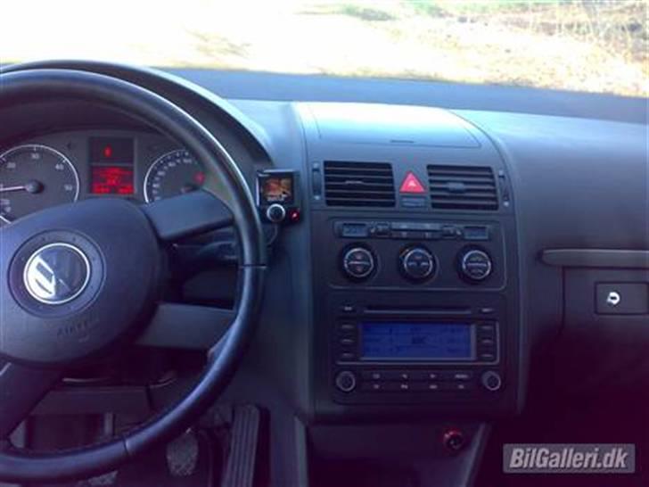 VW TOURAN billede 4