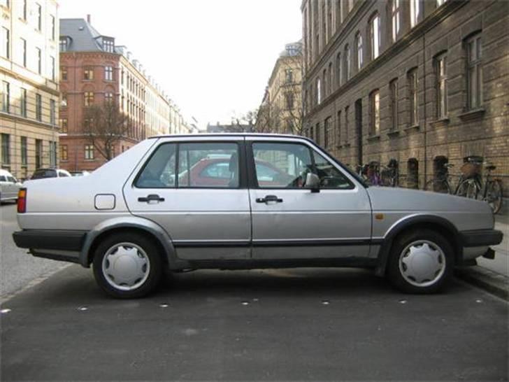 VW jetta 1,6 tx (solgt) billede 2