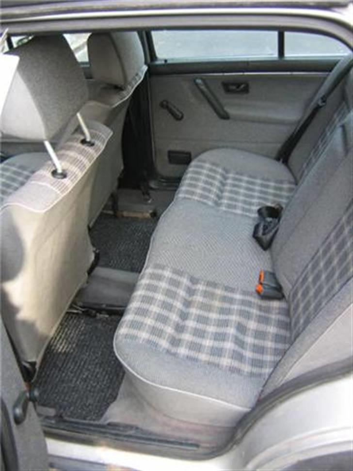 VW jetta 1,6 tx (solgt) billede 4